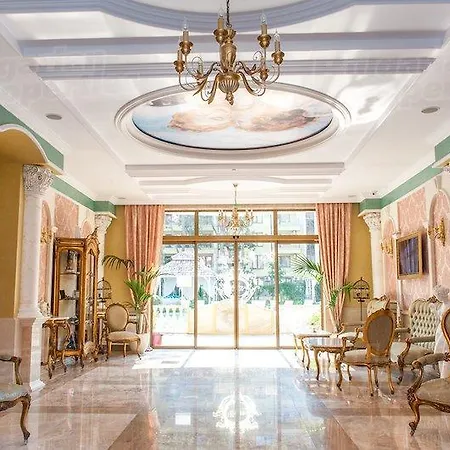 At Venera Palace Апартаменты
