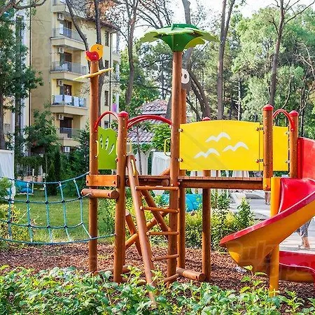 Apartment At Venera Palace
